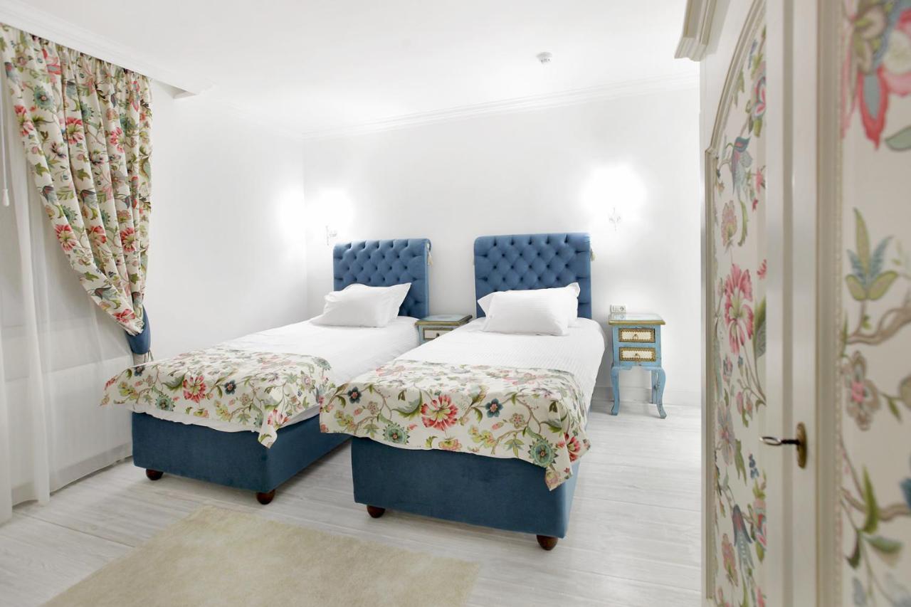 Excelsior Boutique Hotel